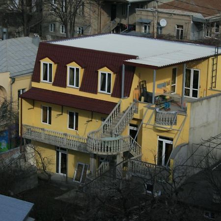 Why Me Eco-Friendly Hostel Tbilisi Exterior photo