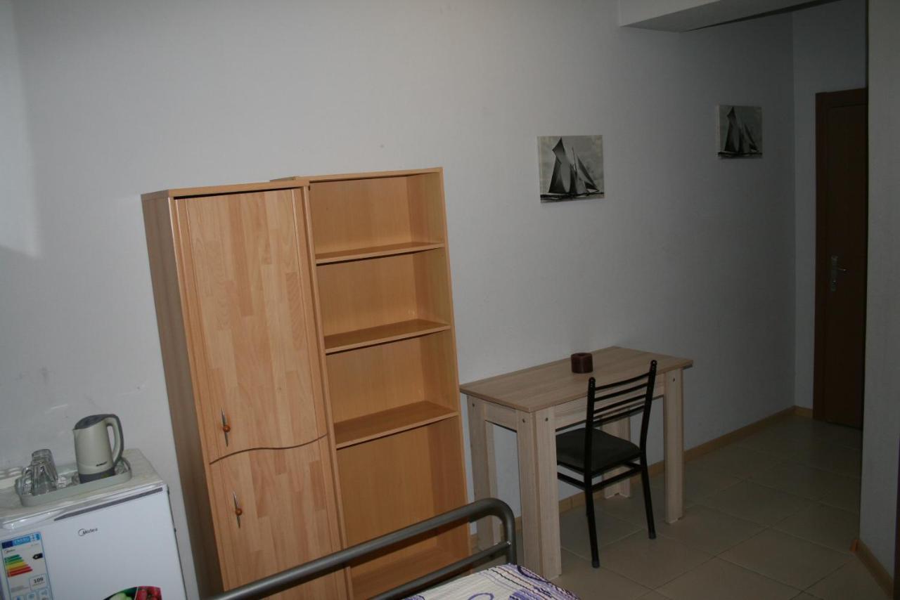 Why Me Eco-Friendly Hostel Tbilisi Exterior photo